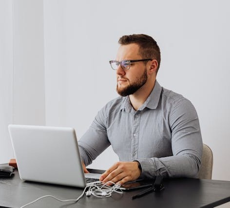 Web data extraction and collection workflows