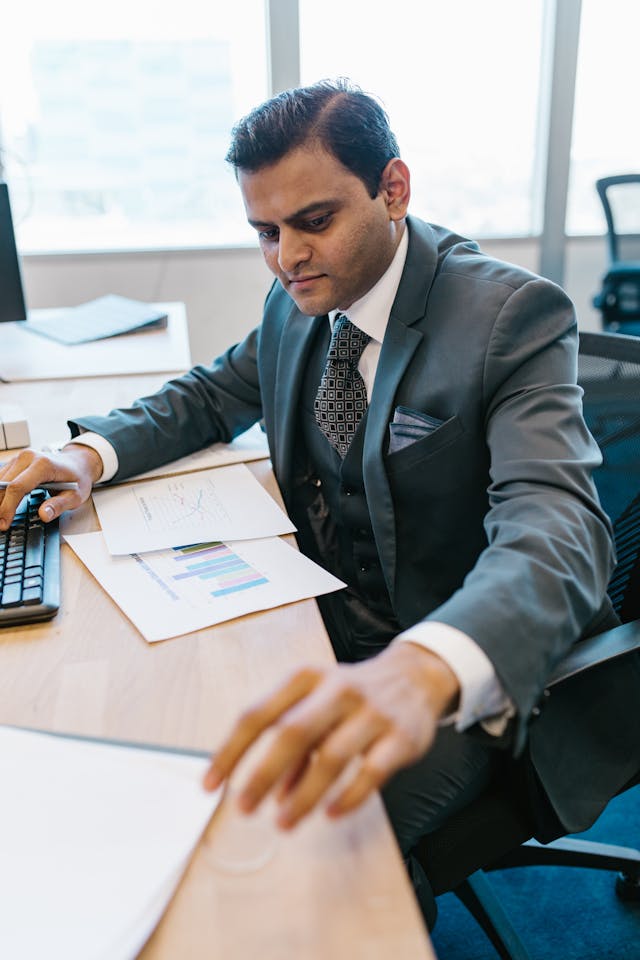KPI and performance metrics tracking